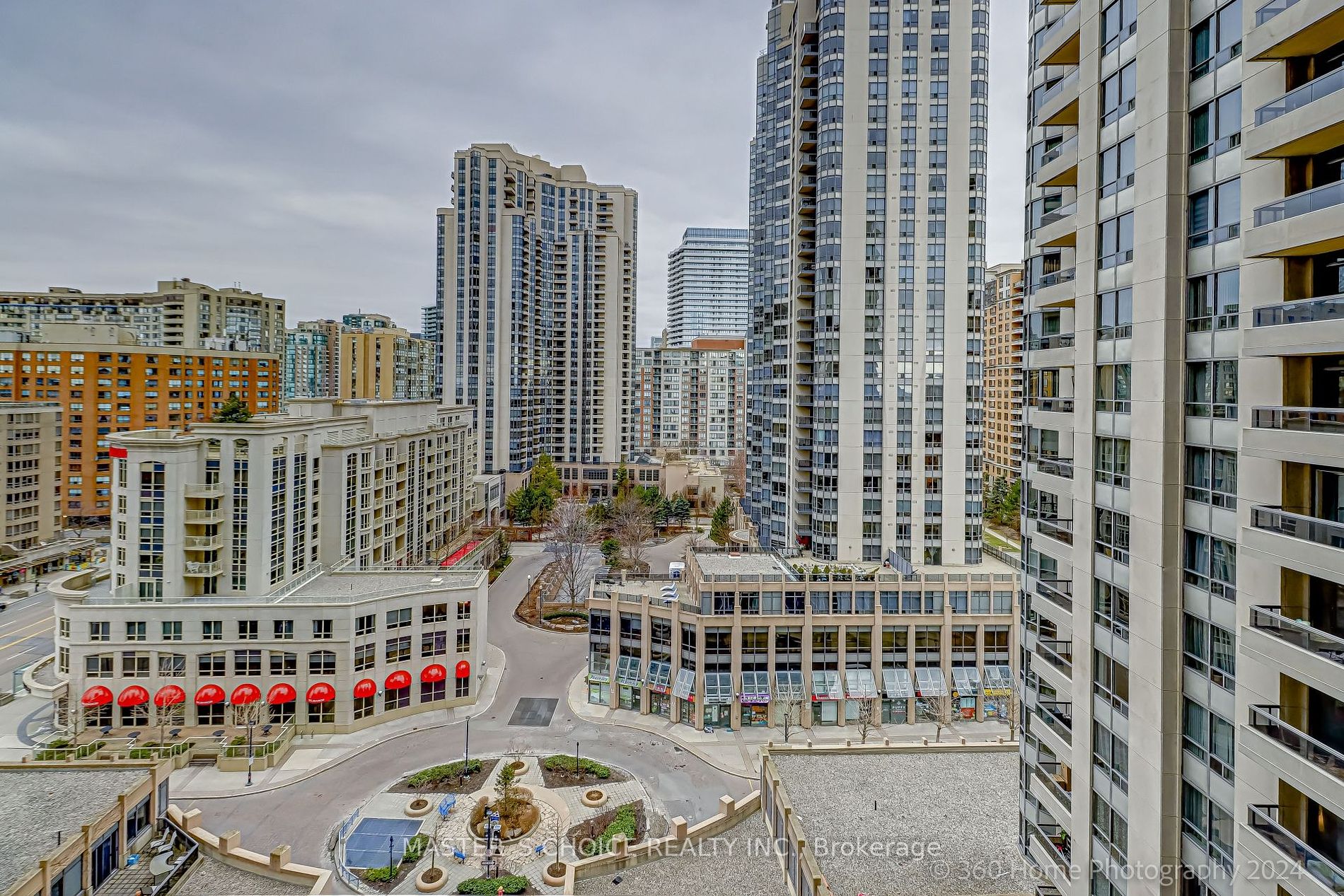 15 Northtown Way, #1228