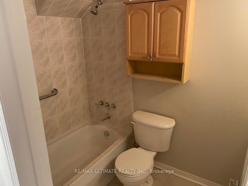 470 Oriole Parkway, #Apt 5