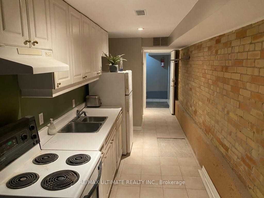 470 Oriole Parkway, #Apt 5