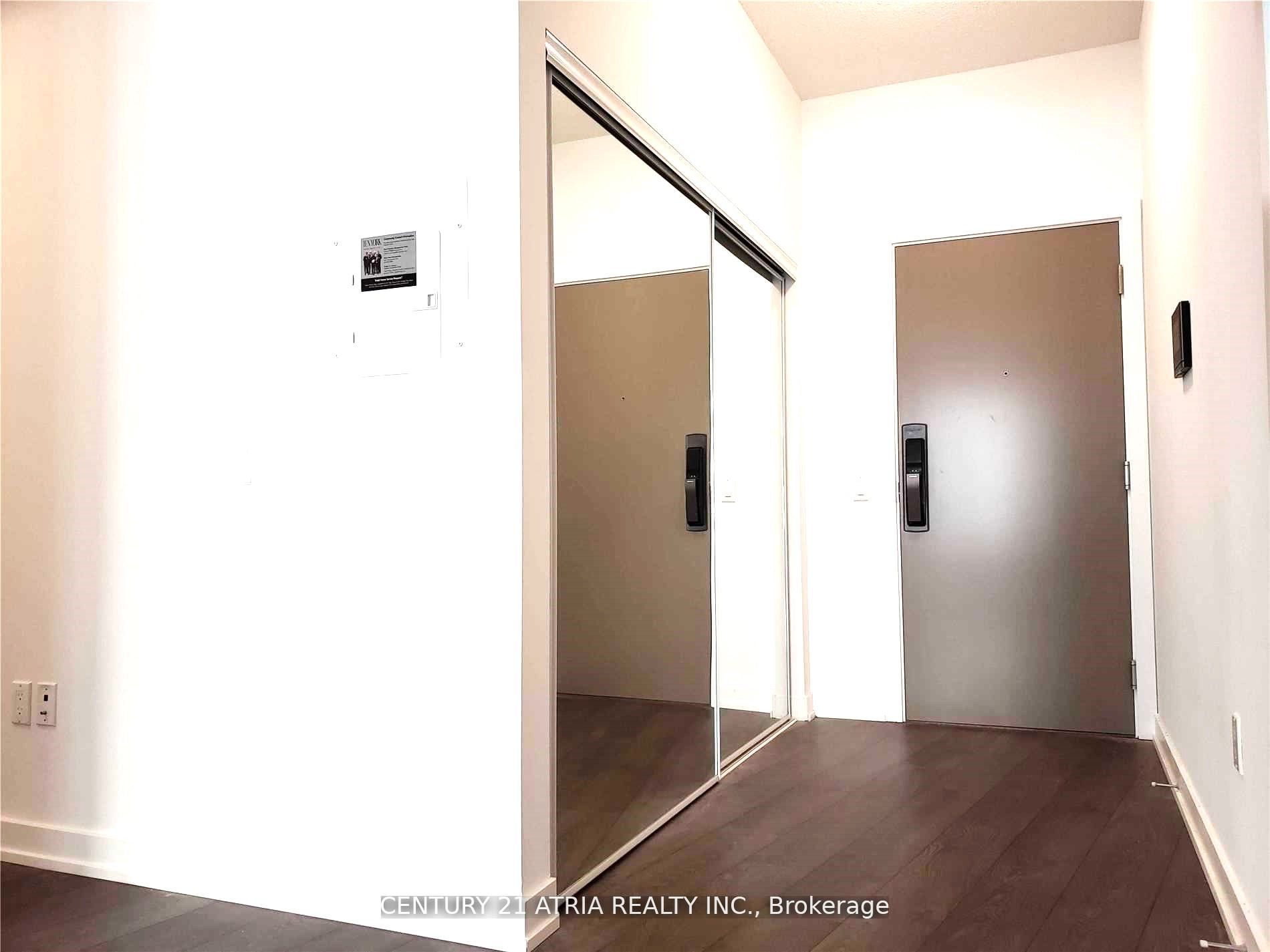 10 York St, #2807