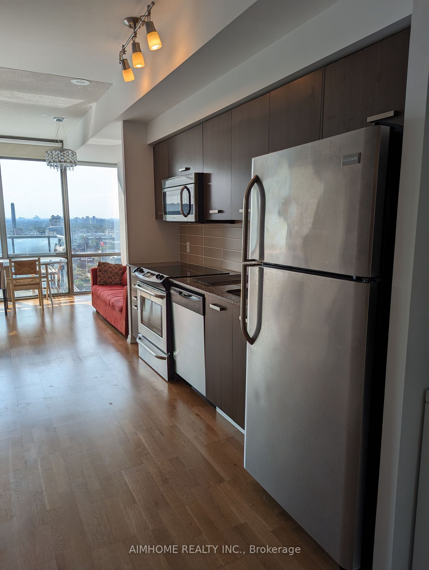 832 Bay Street #2001