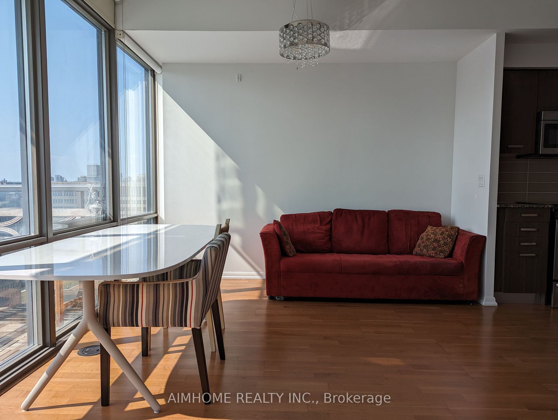 832 Bay Street #2001
