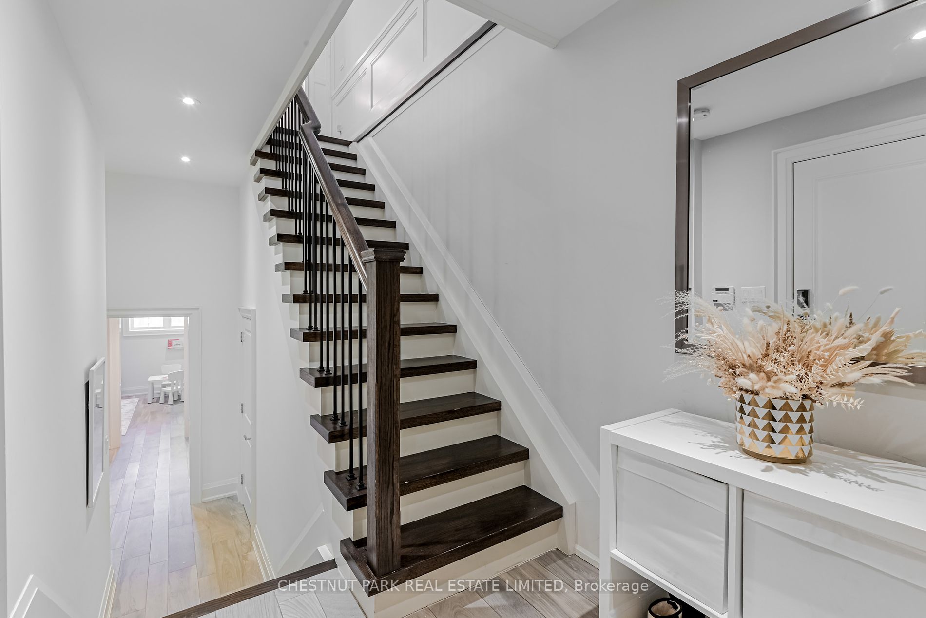 107 Castlewood Road