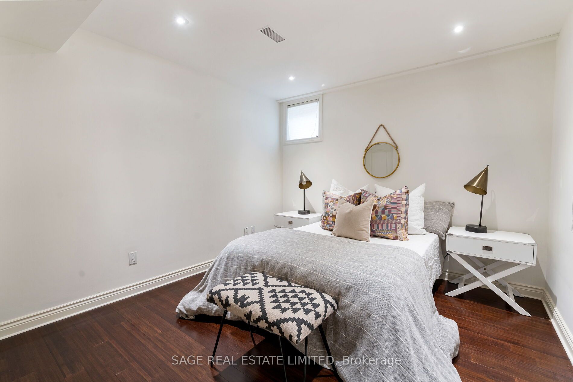 350 Longmore Street