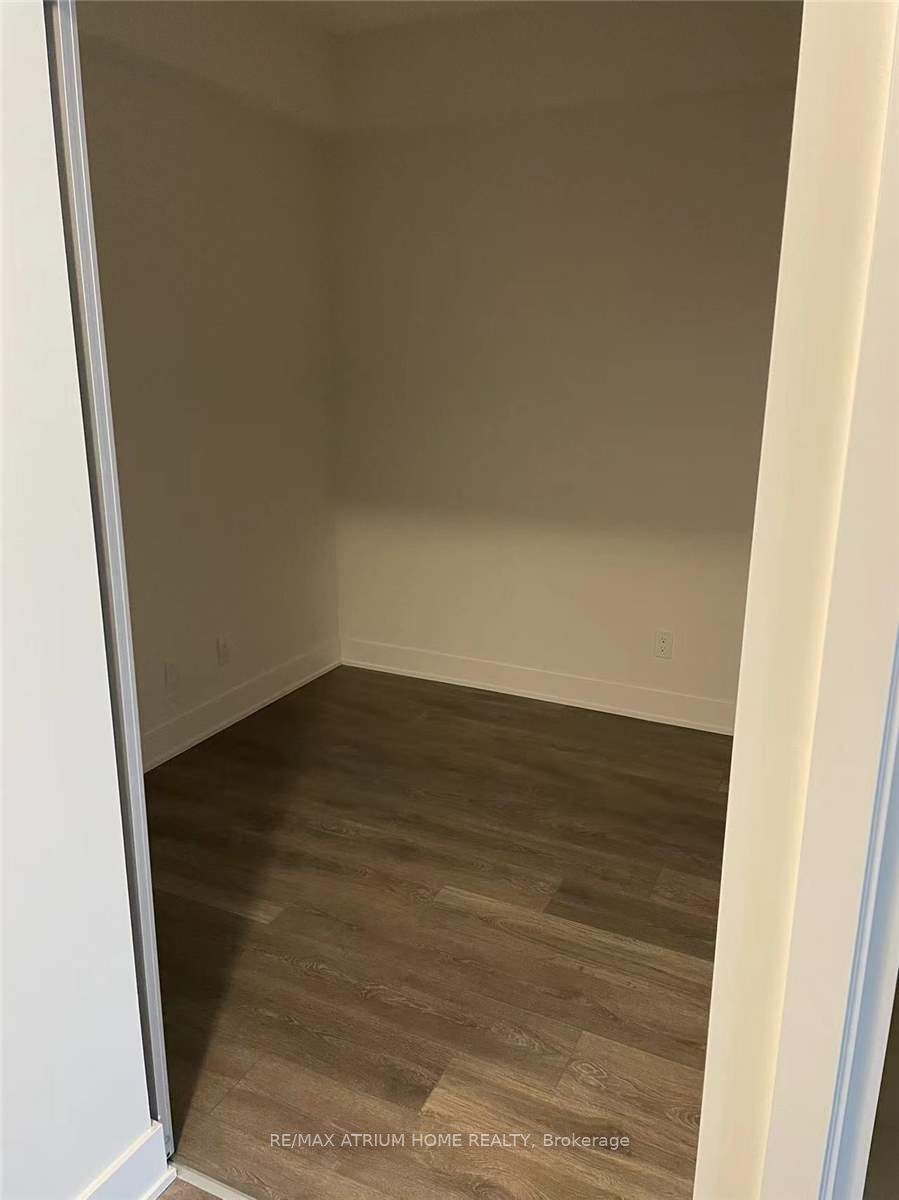 188 Fairview Mall Drive #201