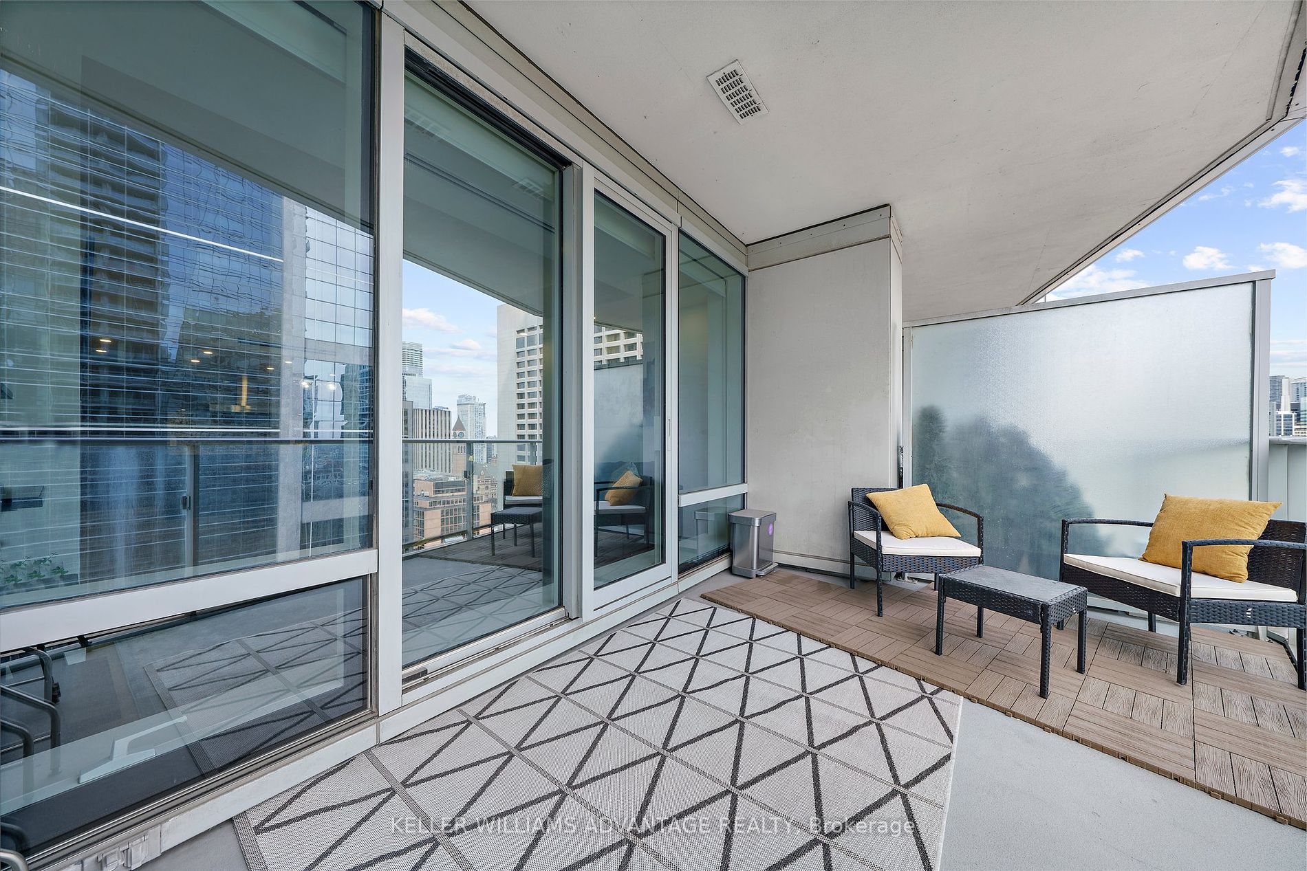 180 University Ave, #2308