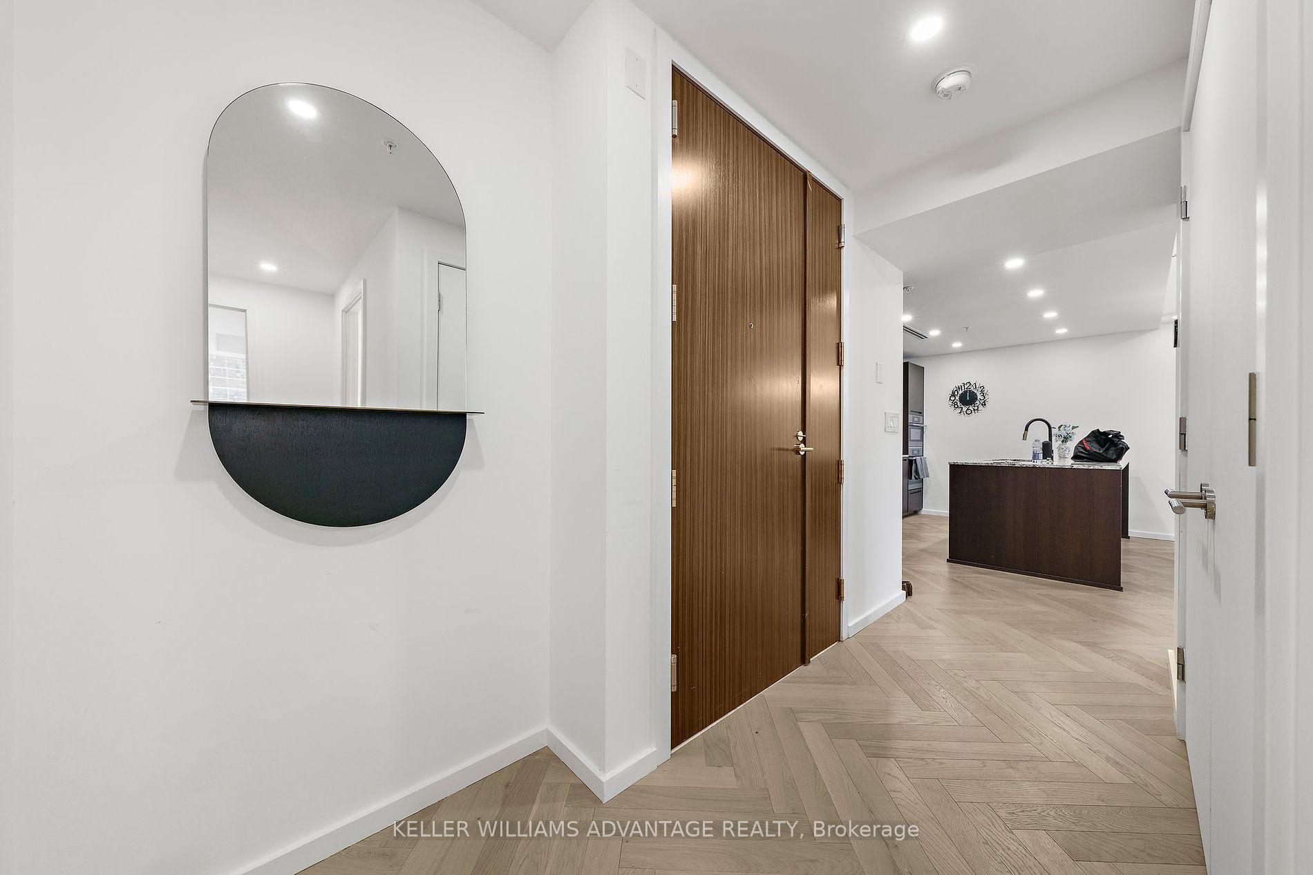 180 University Ave, #2308