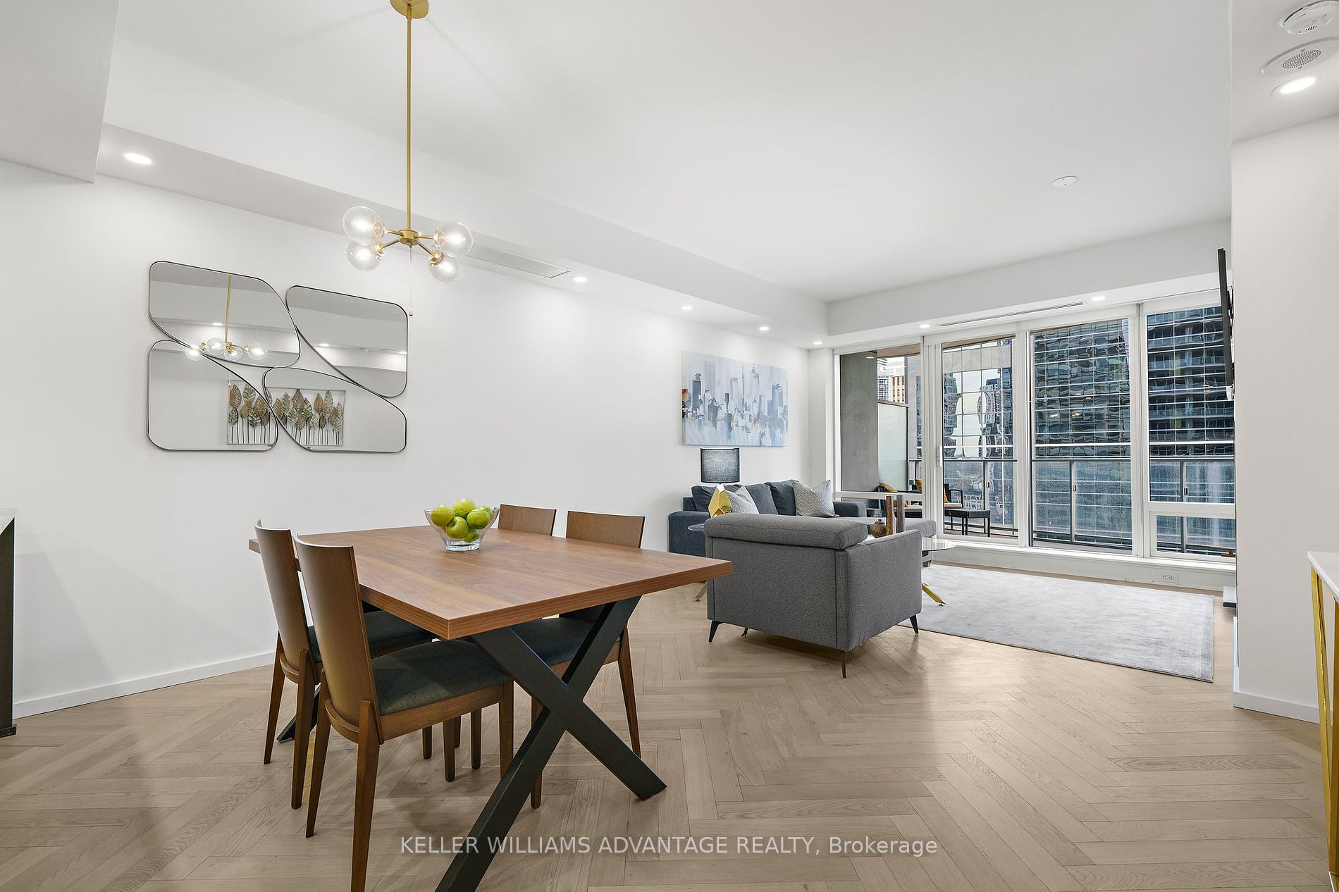 180 University Ave, #2308