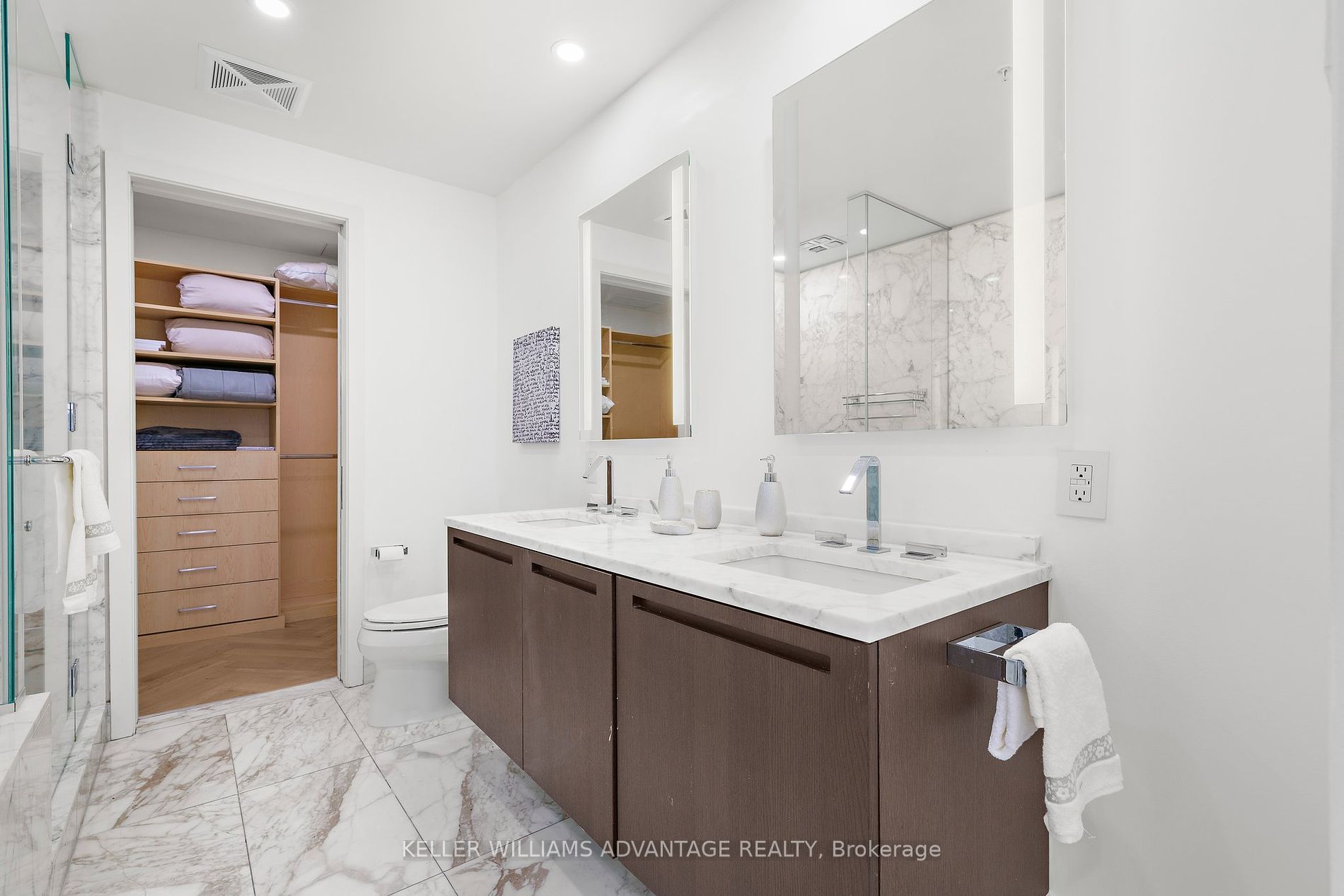 180 University Ave, #2308