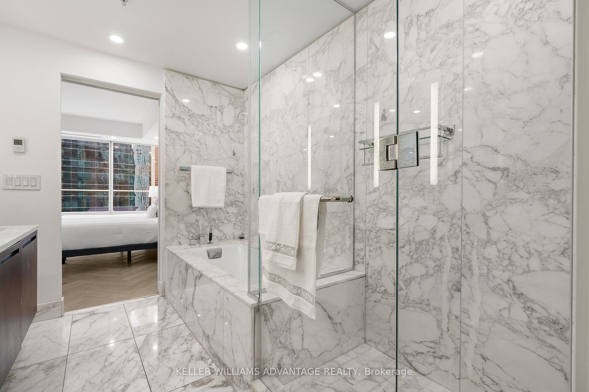 180 University Ave, #2308