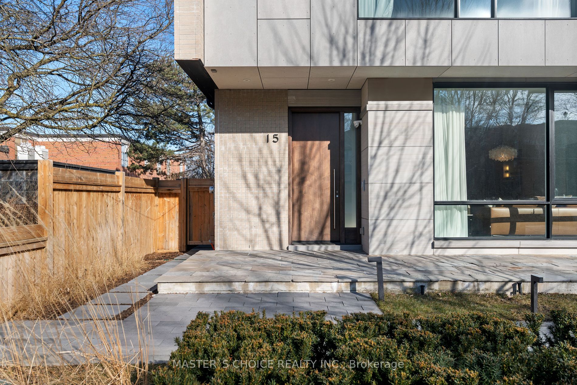15 Fairmeadow Avenue