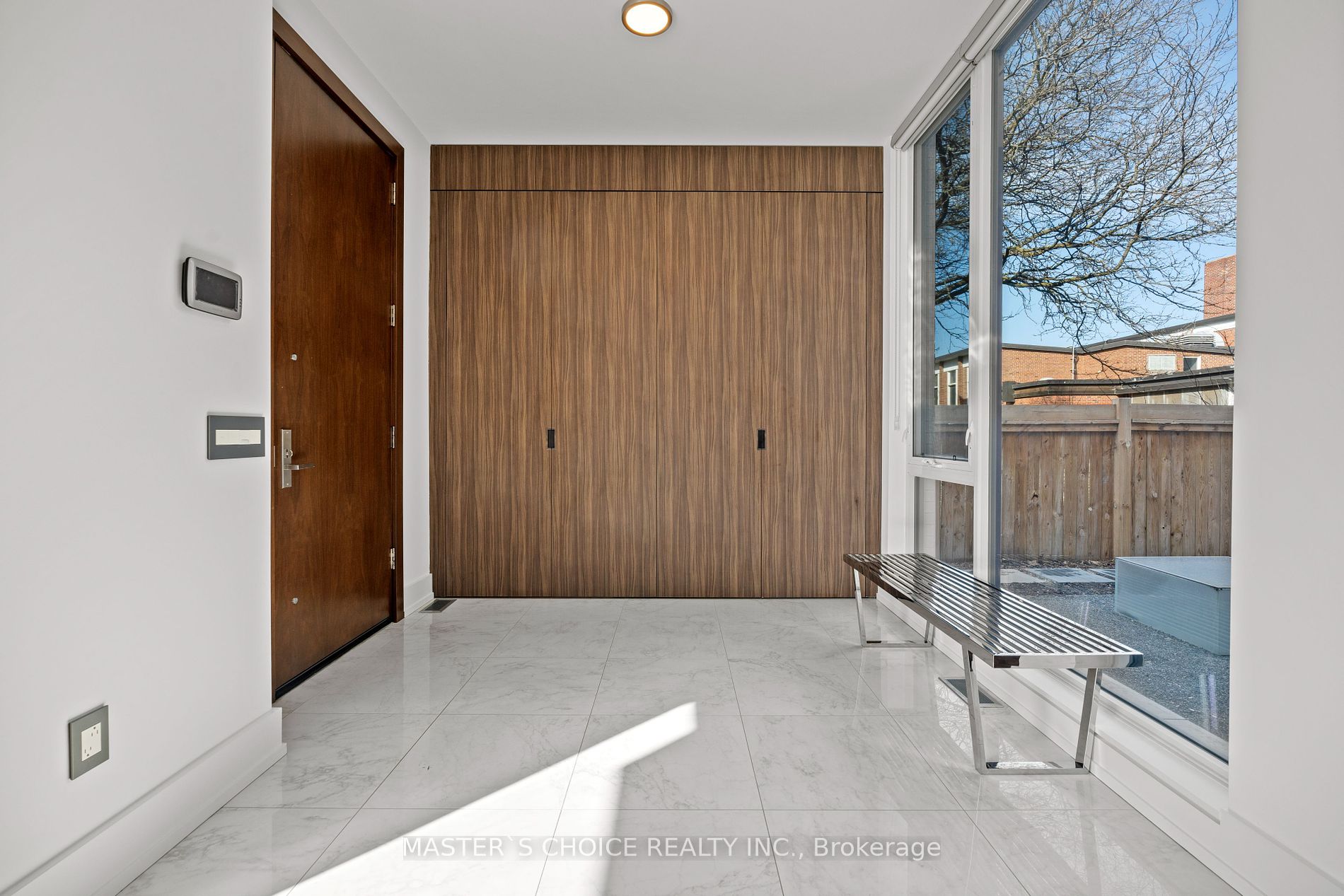 15 Fairmeadow Avenue