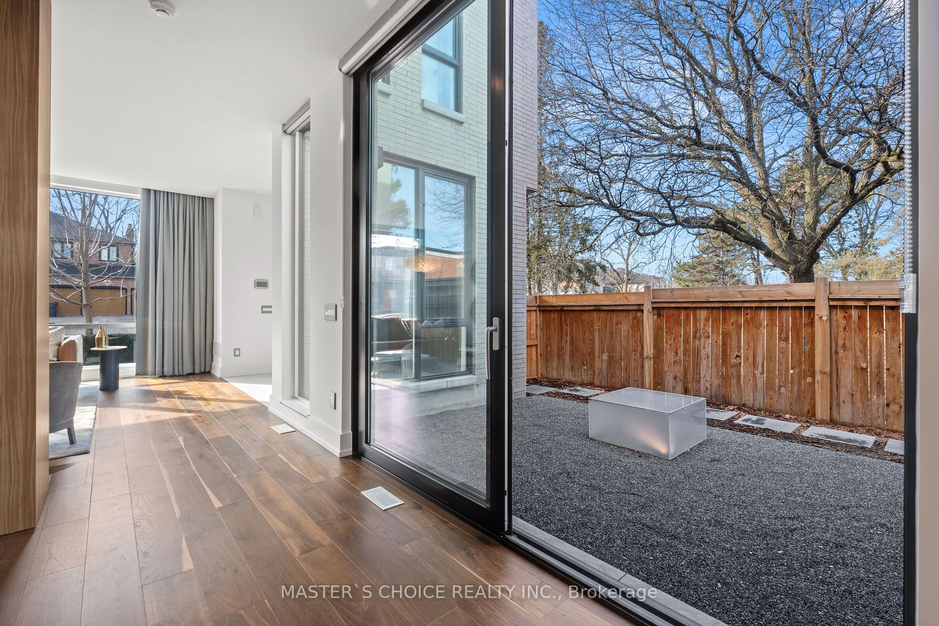 15 Fairmeadow Avenue