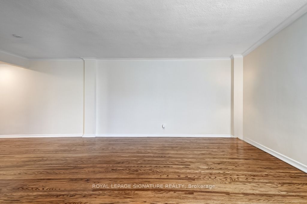717 Eglinton Avenue W #103