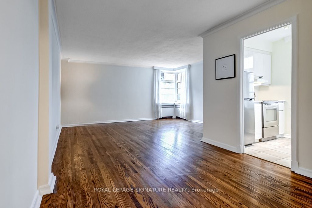 717 Eglinton Avenue W #103