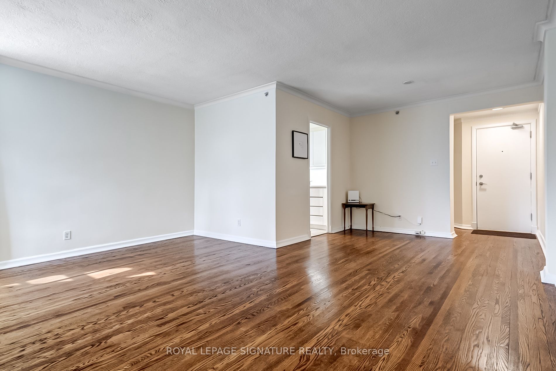 717 Eglinton Avenue W #103