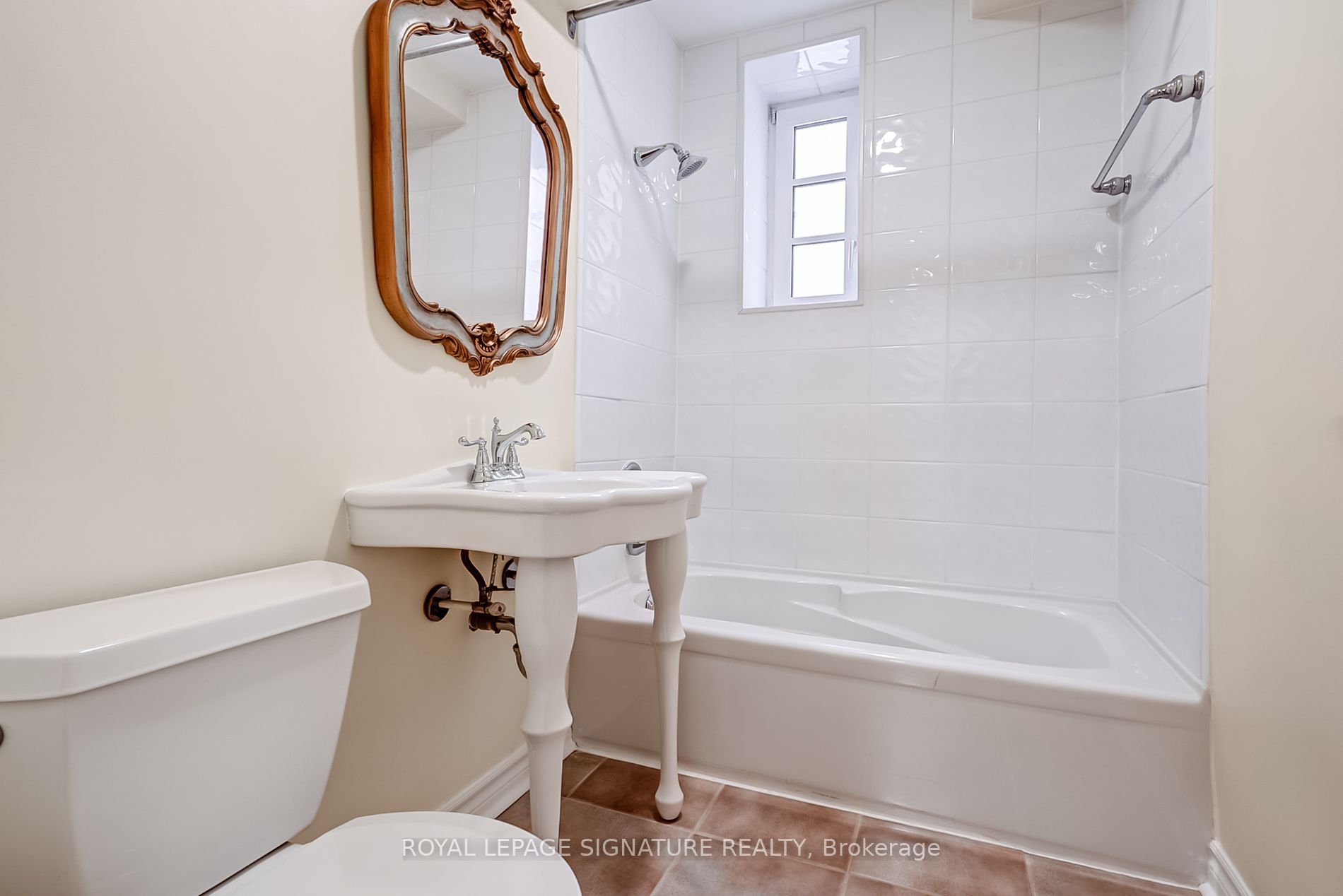 717 Eglinton Avenue W #103