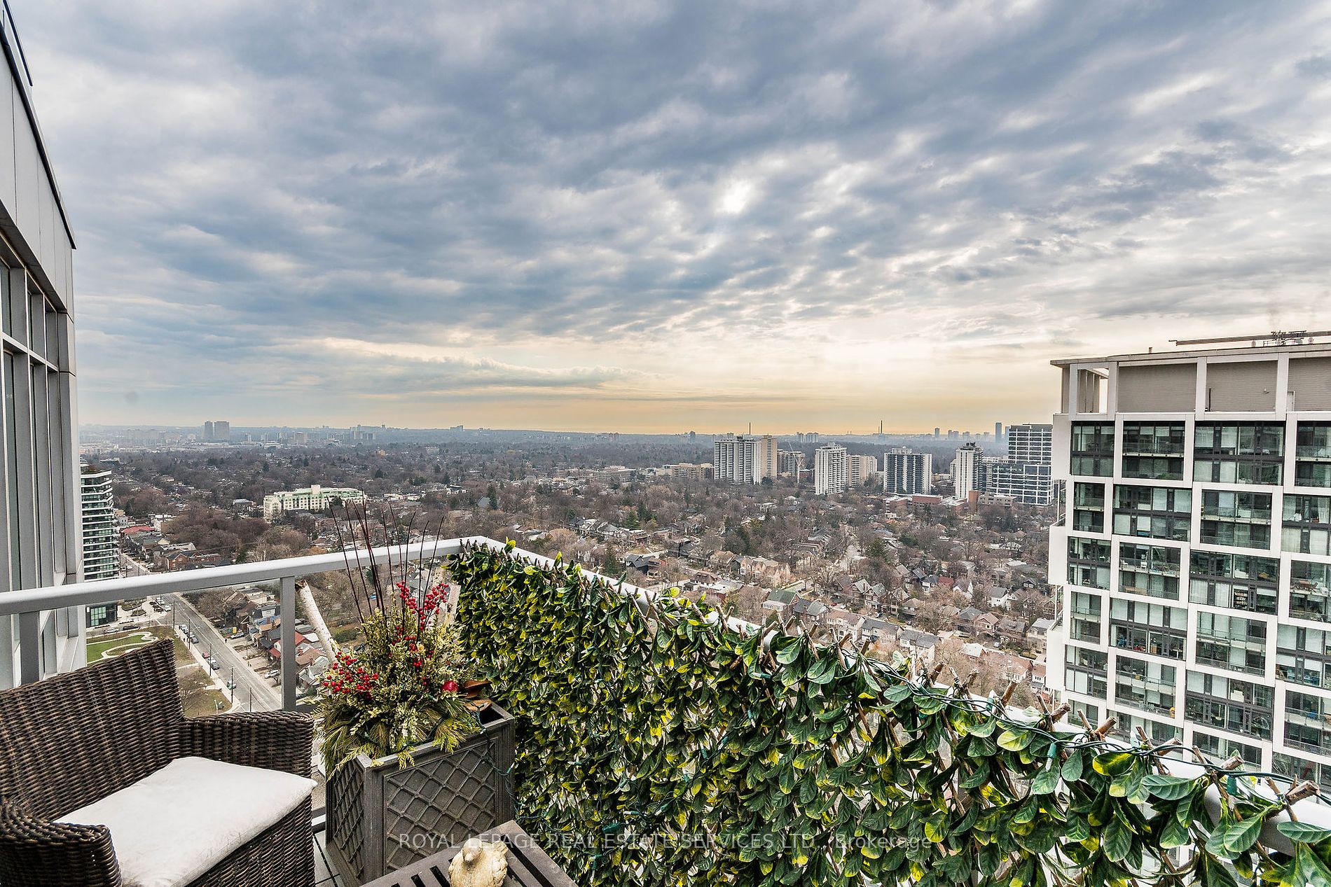 2181 Yonge Street #3302