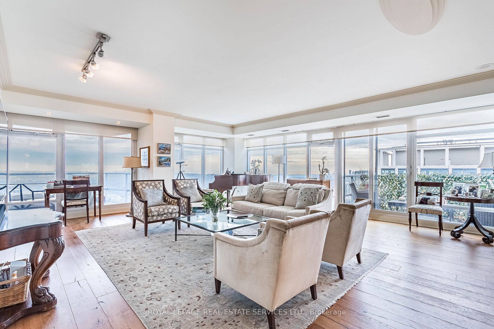 2181 Yonge Street #3302