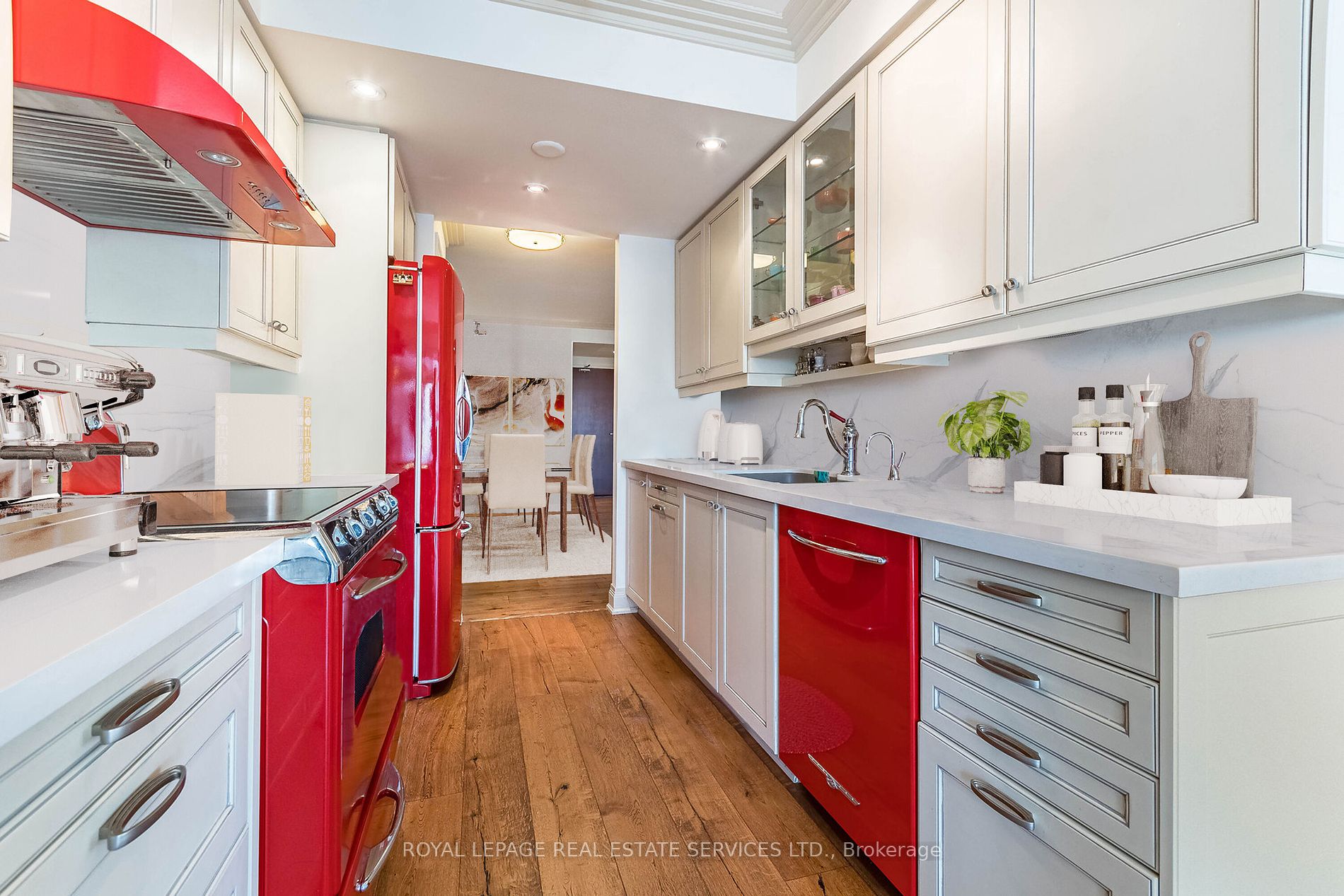 2181 Yonge Street #3302