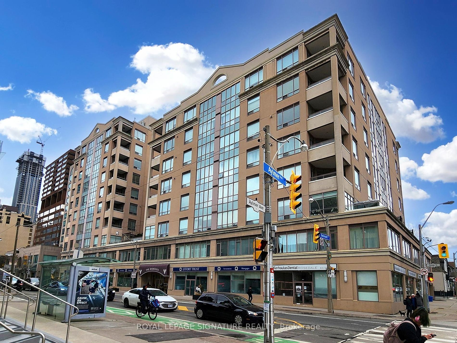 980 Yonge Street, #209