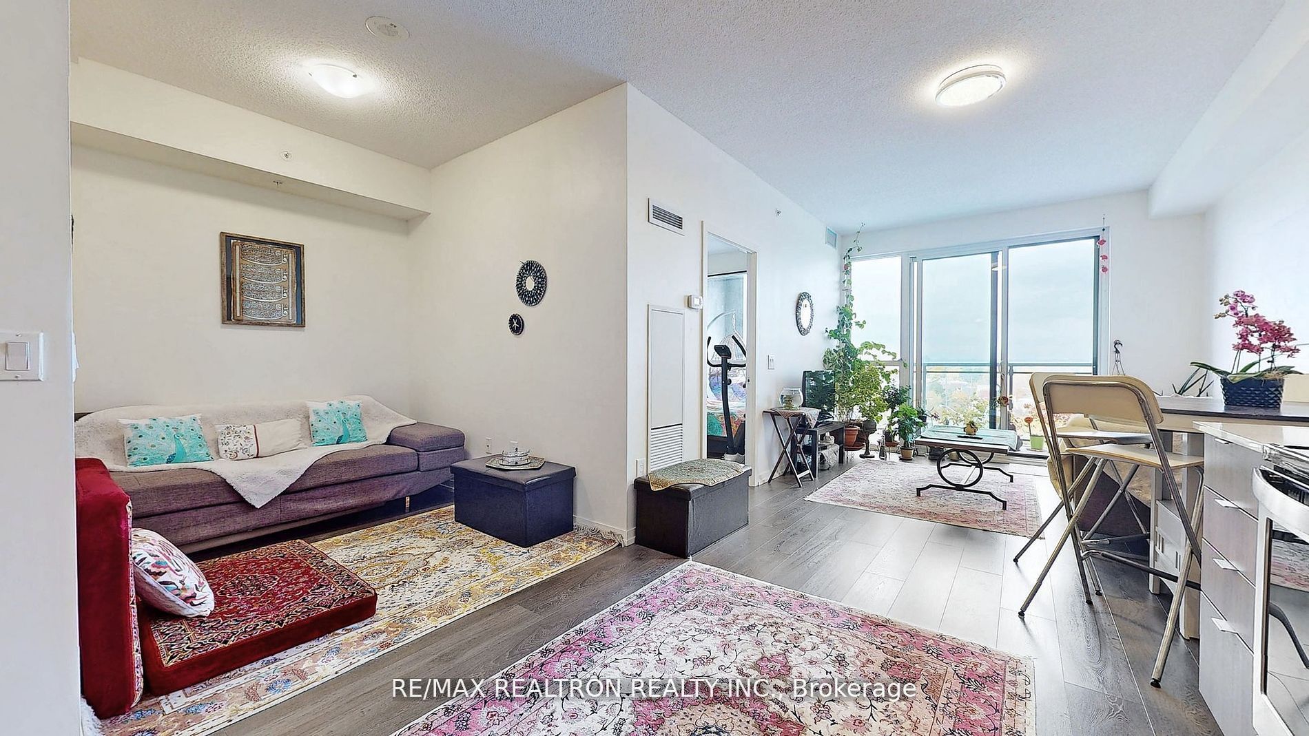 3237 Bayview Avenue, #803