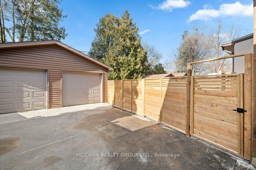 56 Glengarry Avenue