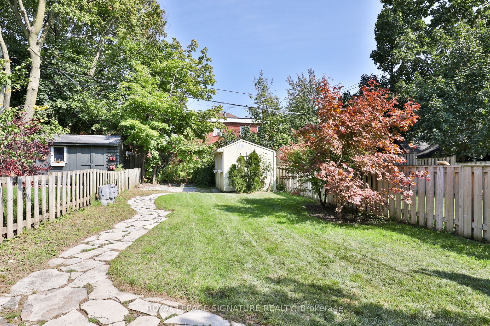 35 Thurston Road