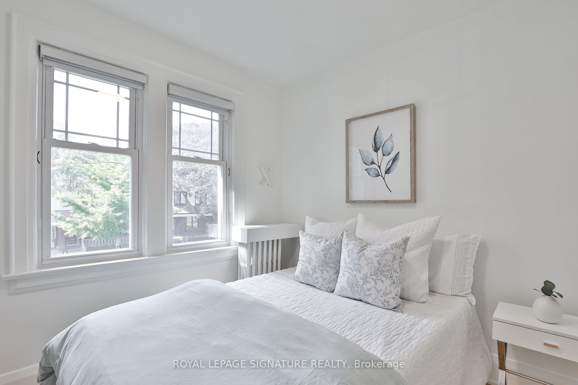 35 Thurston Road