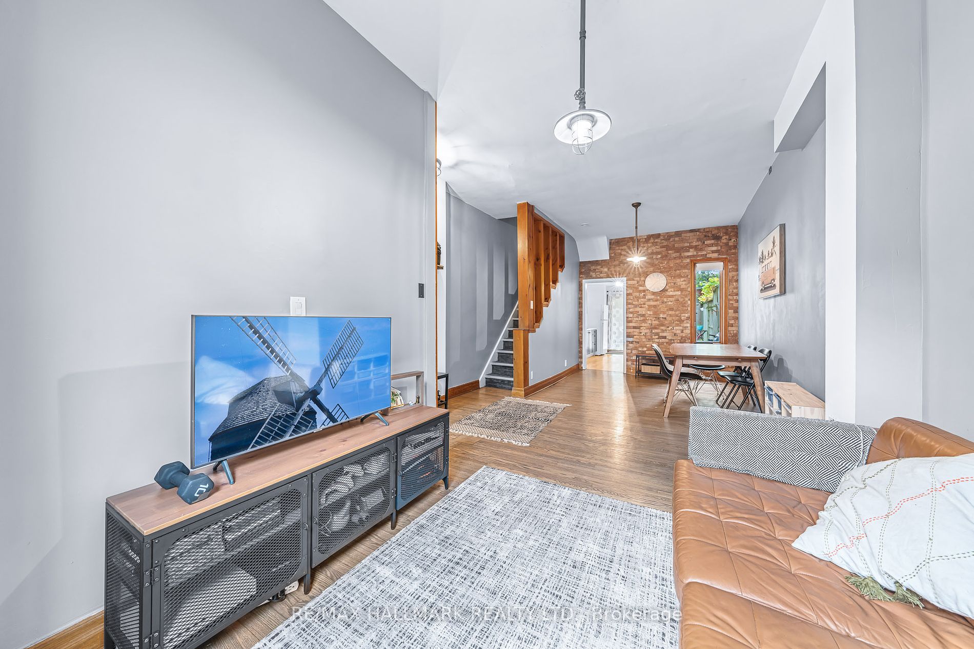 180 Lippincott Street