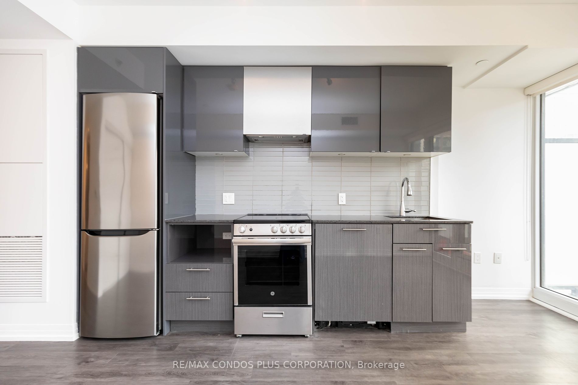 251 Jarvis St, #728