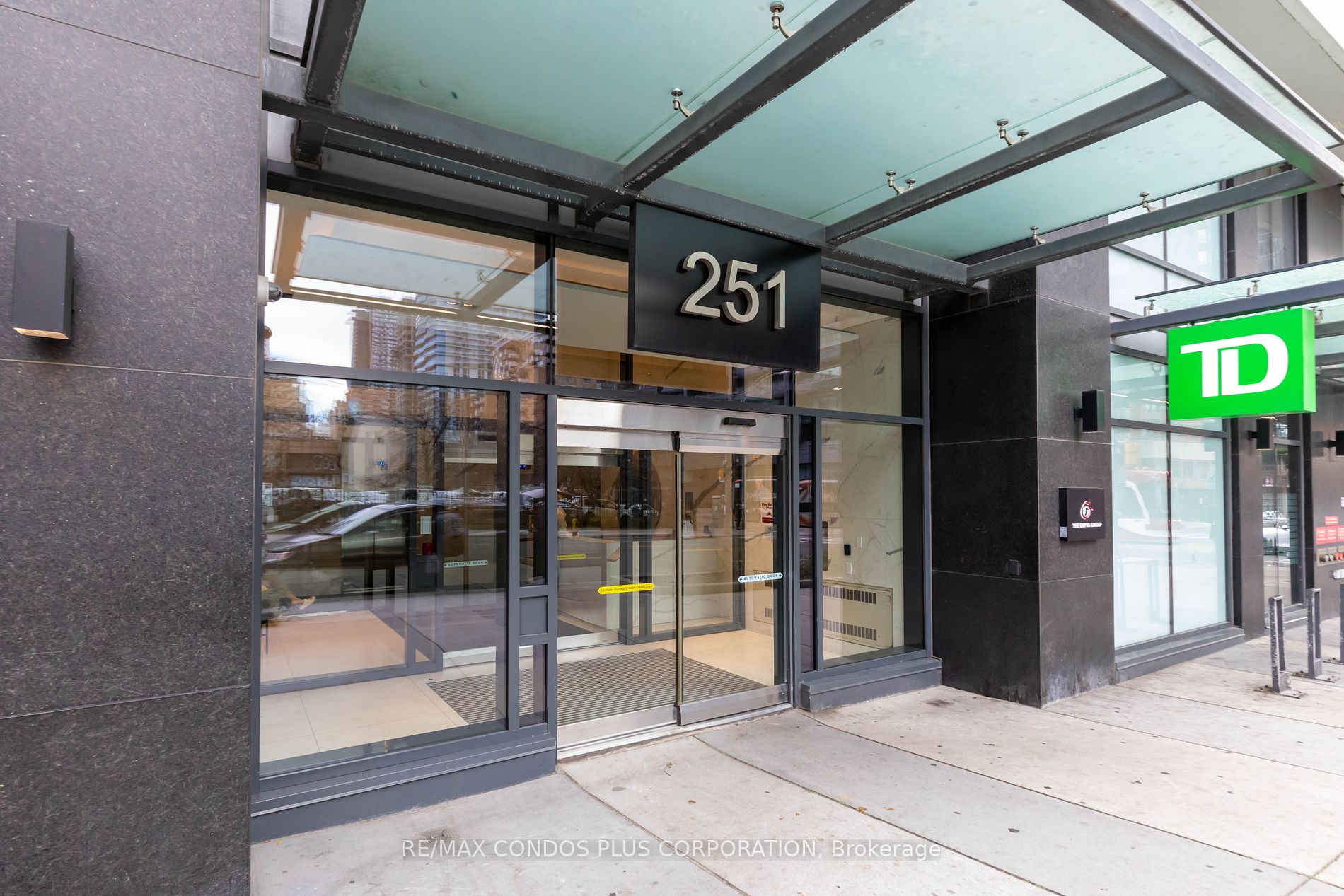 251 Jarvis St, #728