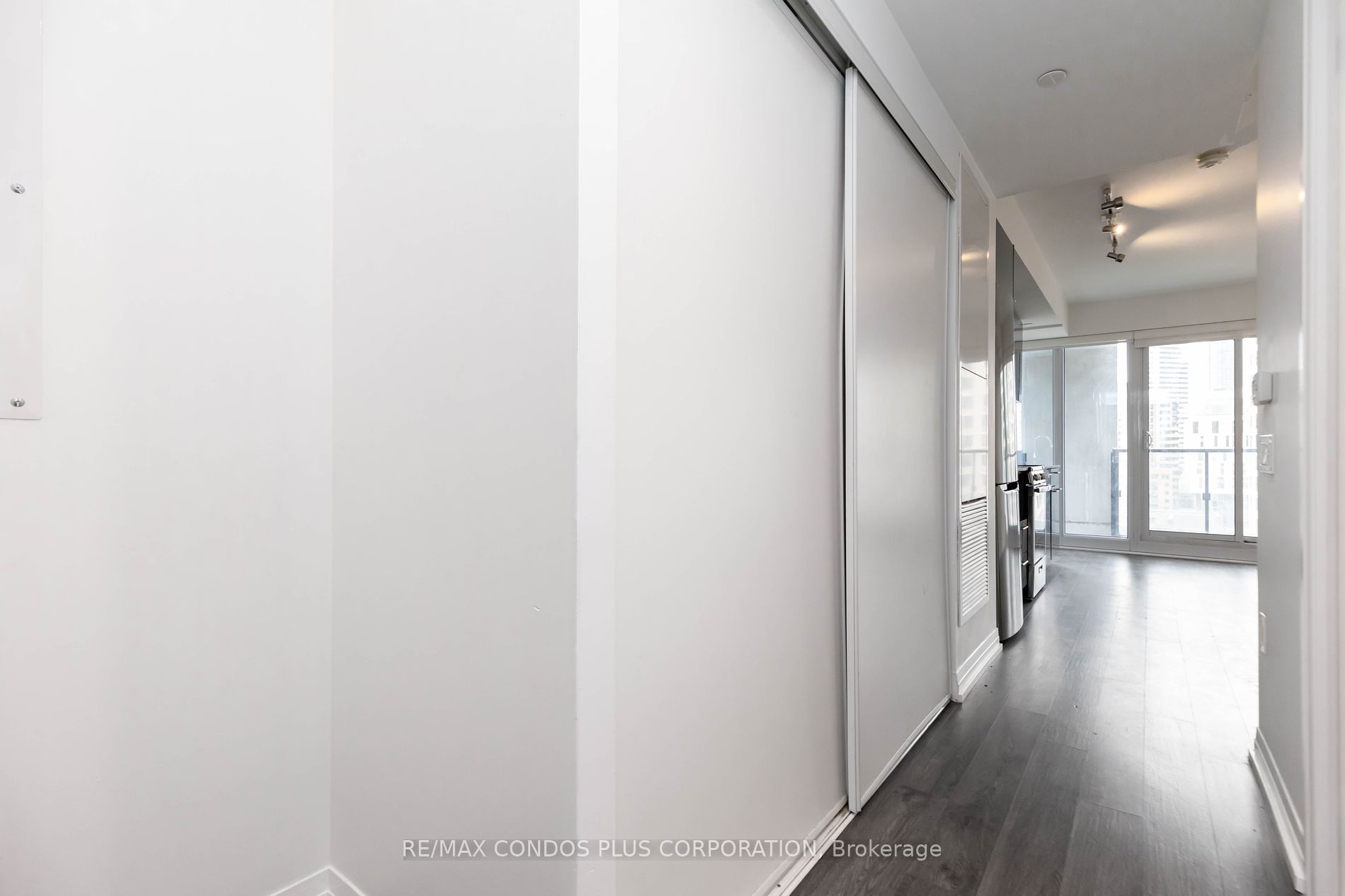 251 Jarvis St, #728