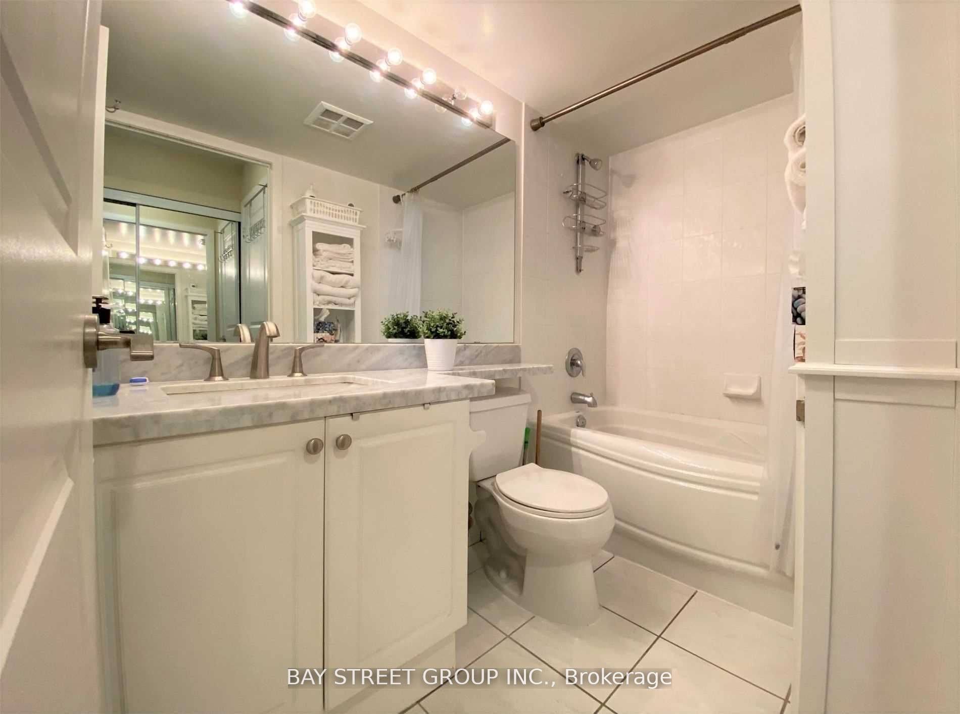 4978 Yonge Street, #3010