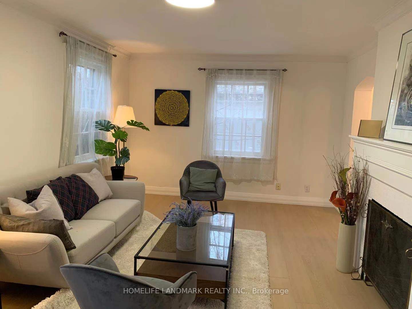 362 Lawrence Avenue W