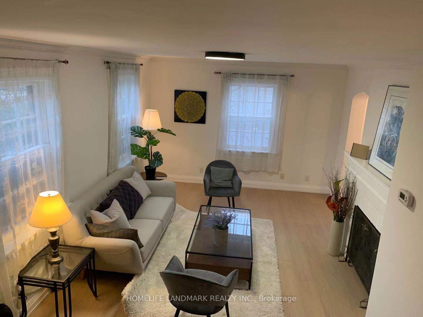 362 Lawrence Avenue W