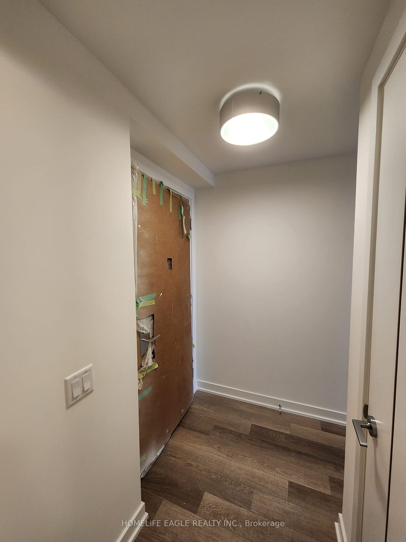 357 King Street W, #3707