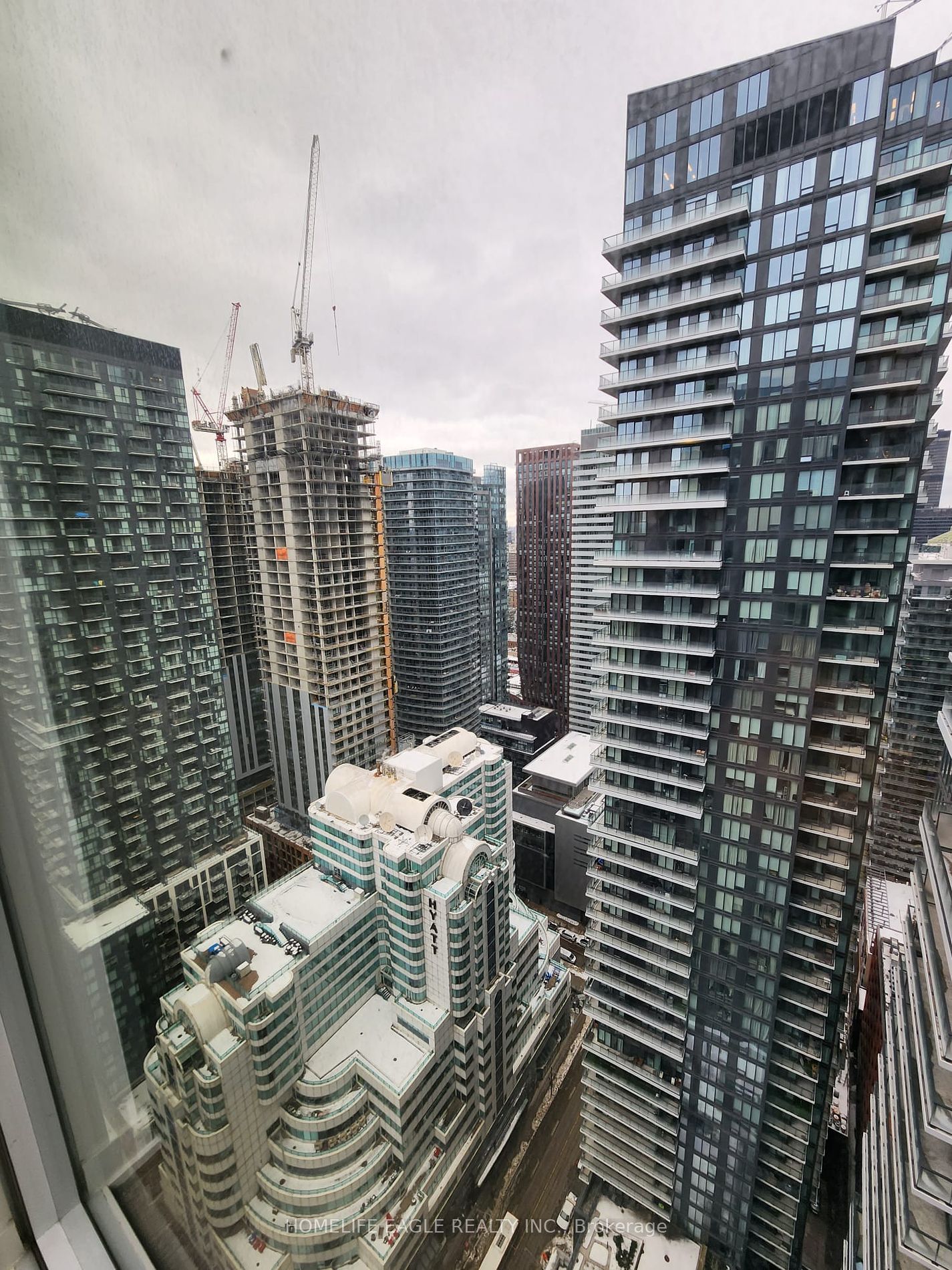 357 King Street W, #3707