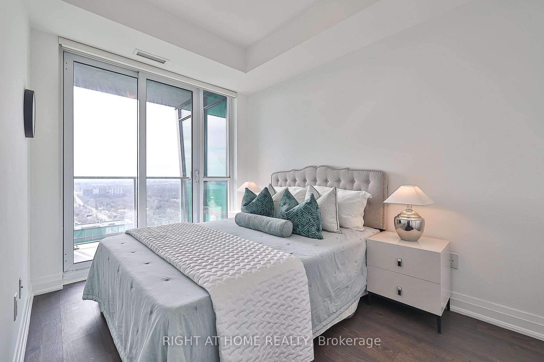 9 Bogert Avenue, #4106
