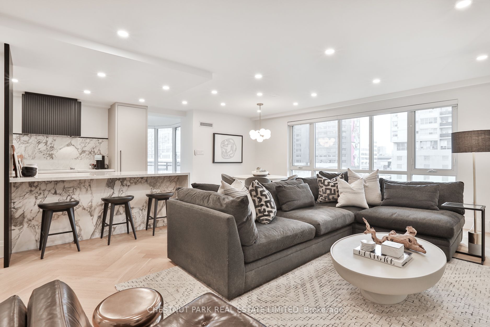 40 Rosehill Avenue, #601