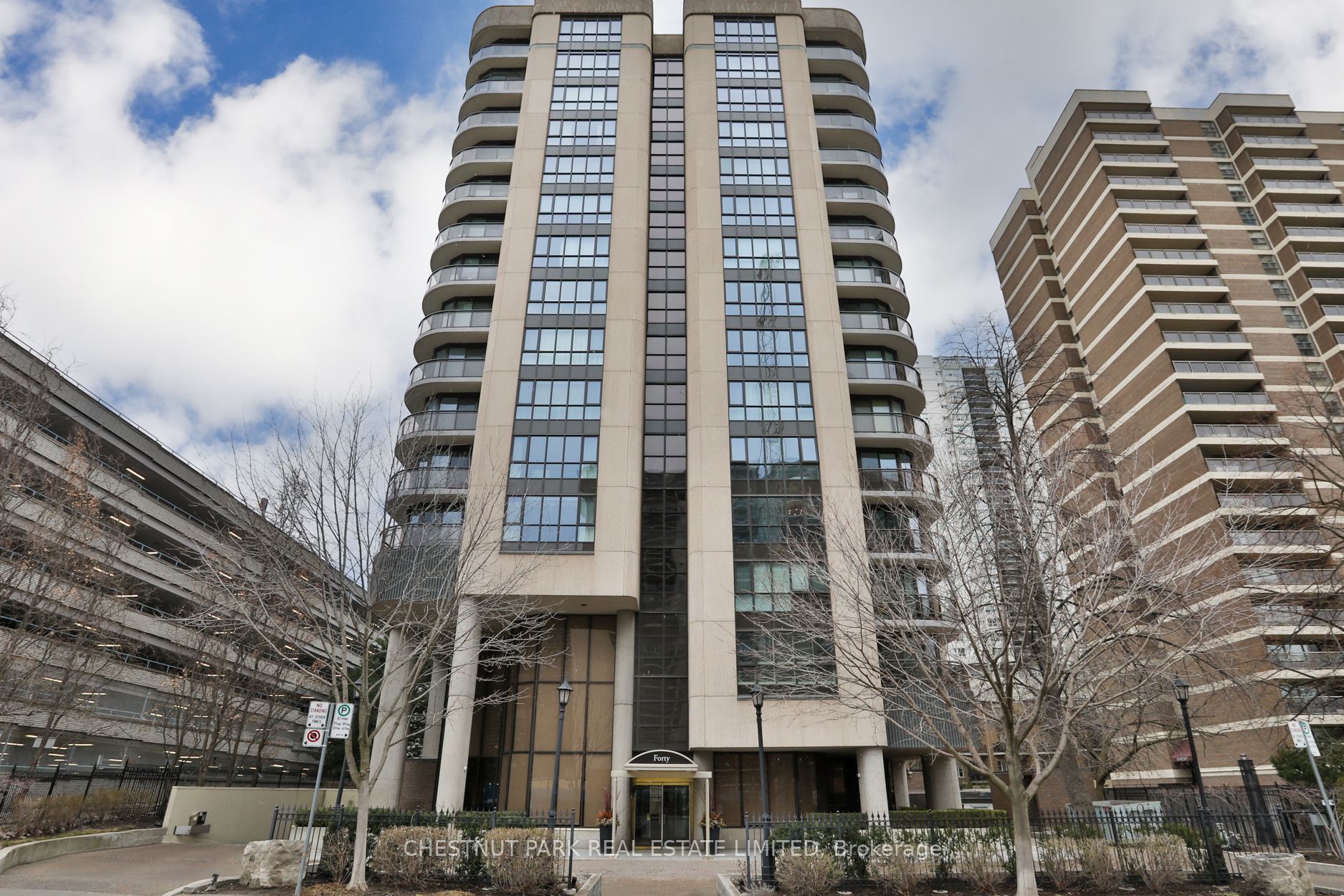 40 Rosehill Avenue, #601