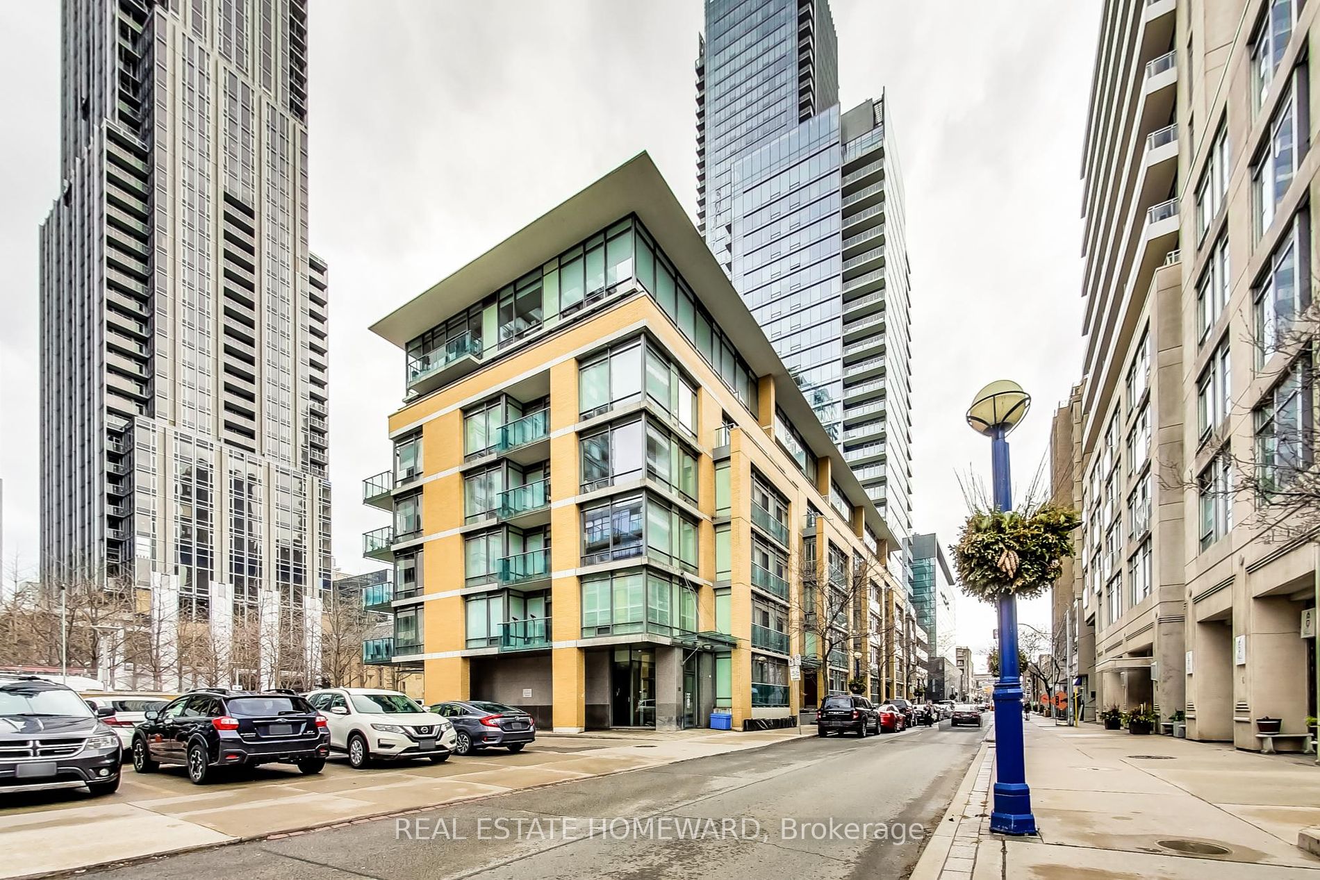 21 Scollard Street #103
