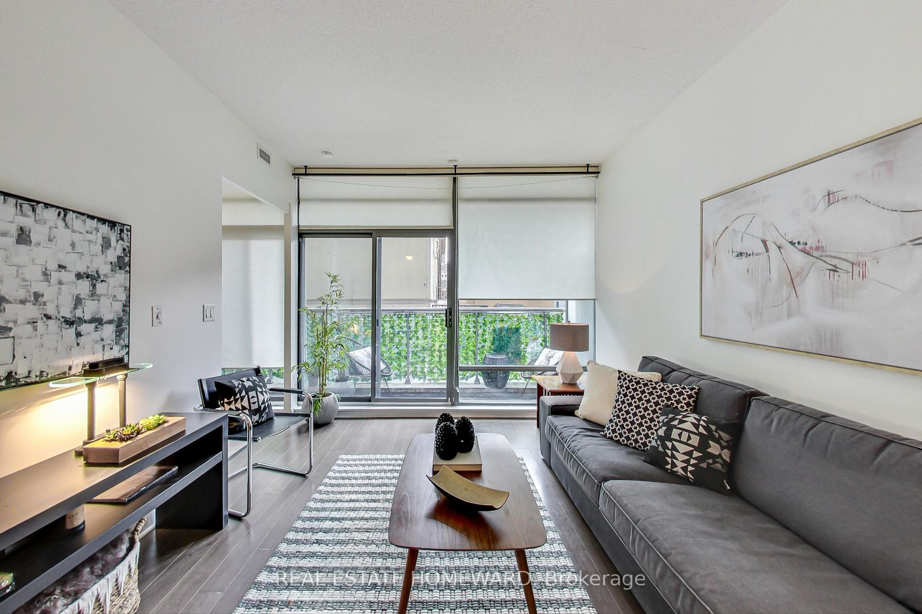 21 Scollard Street #103