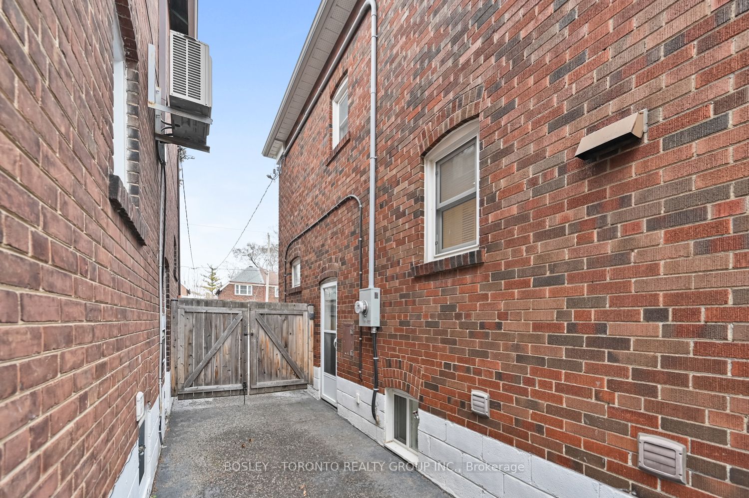 274 Laird Drive