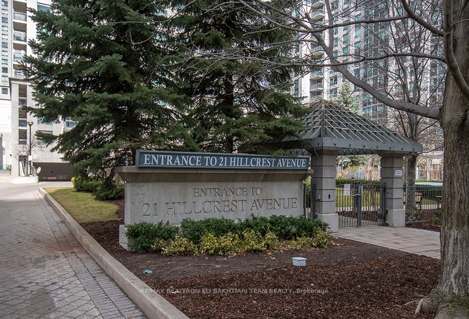 21 Hillcrest Ave, #404