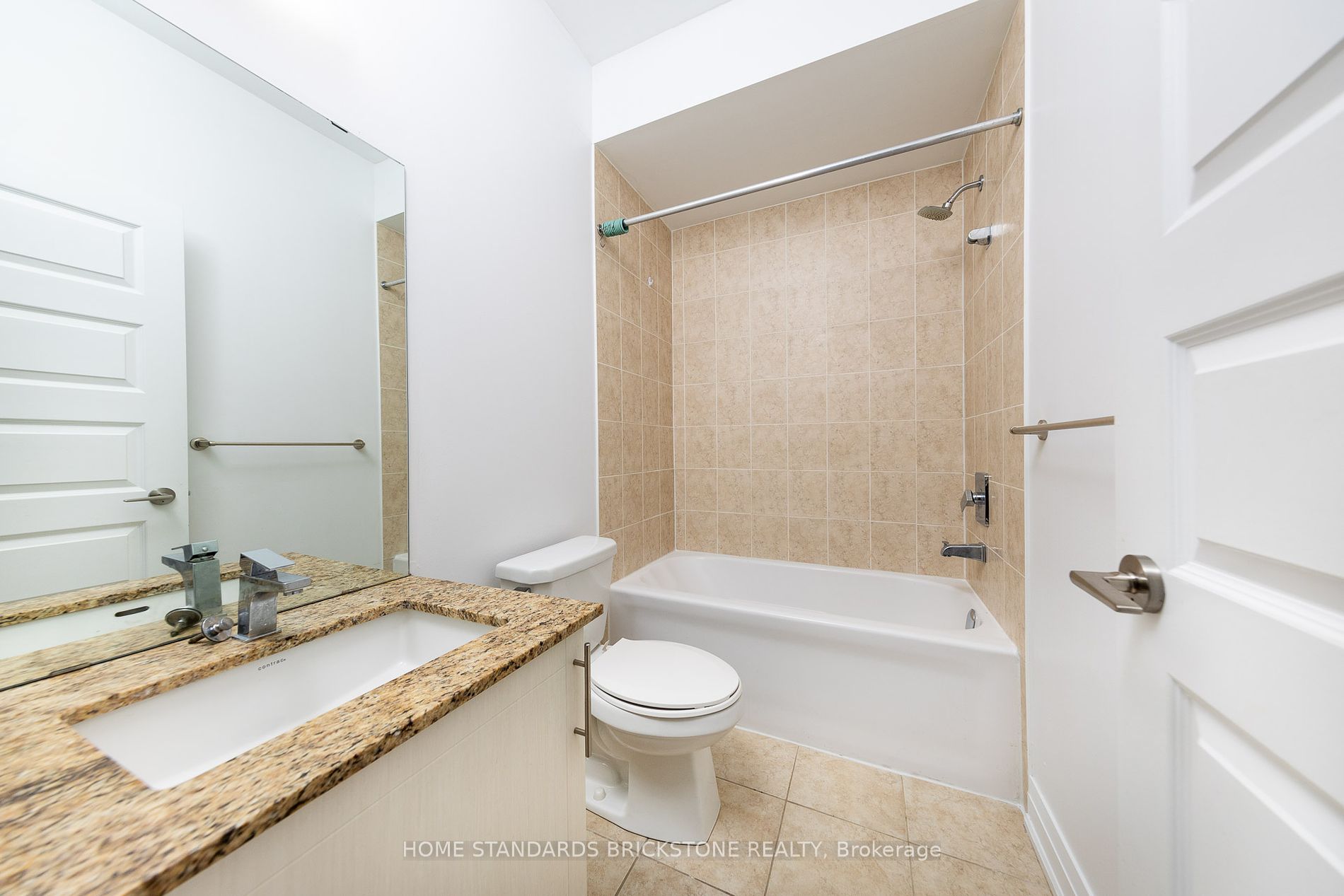 11 Eldora Avenue, #10