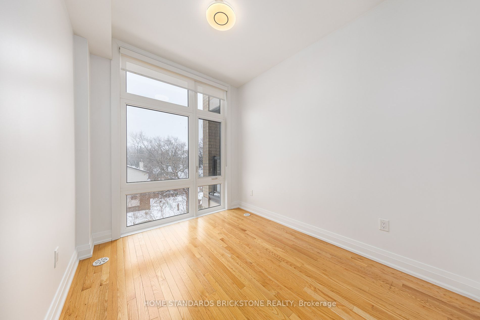 11 Eldora Avenue, #10