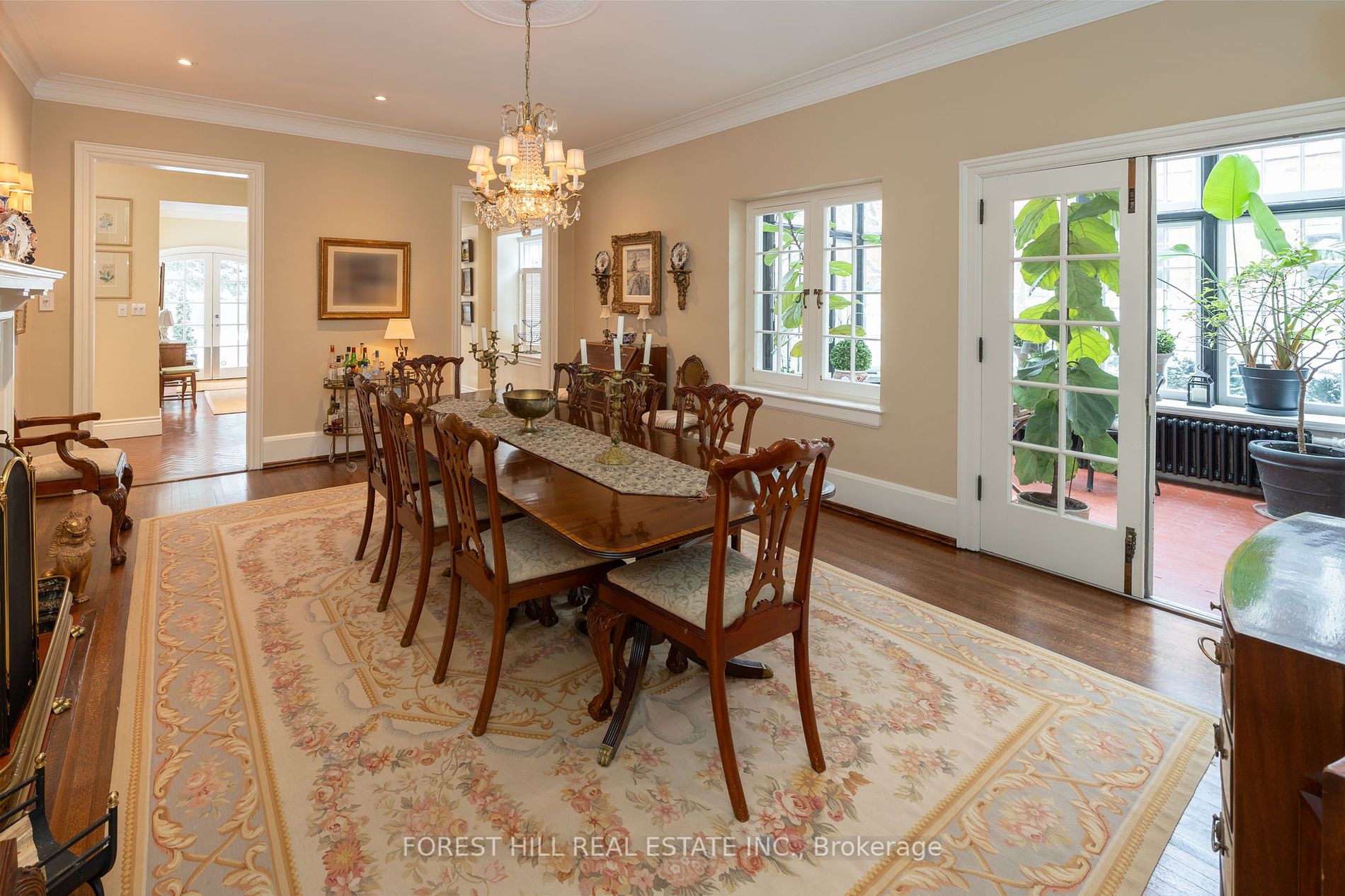 77 Forest Hill Rd