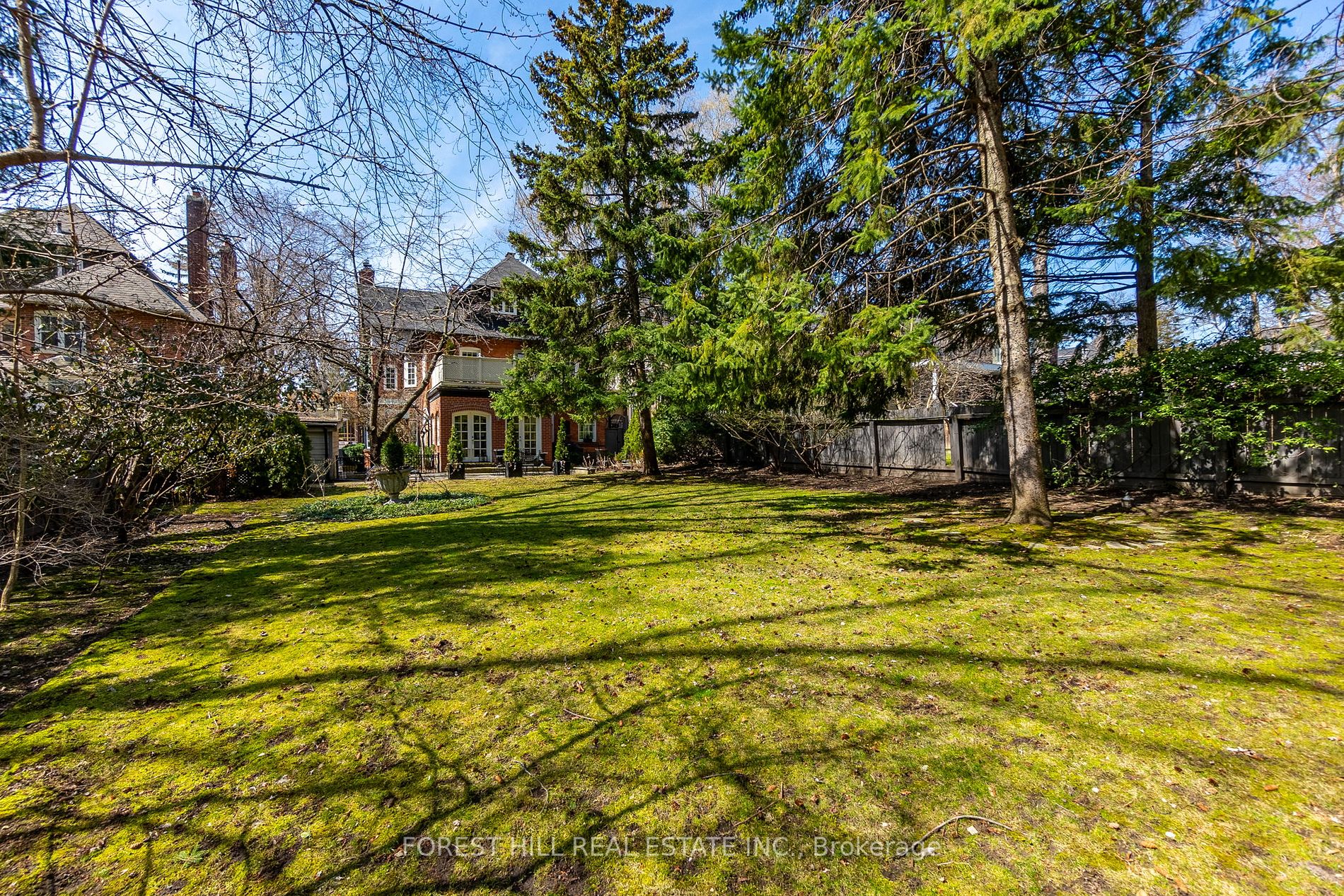 77 Forest Hill Rd