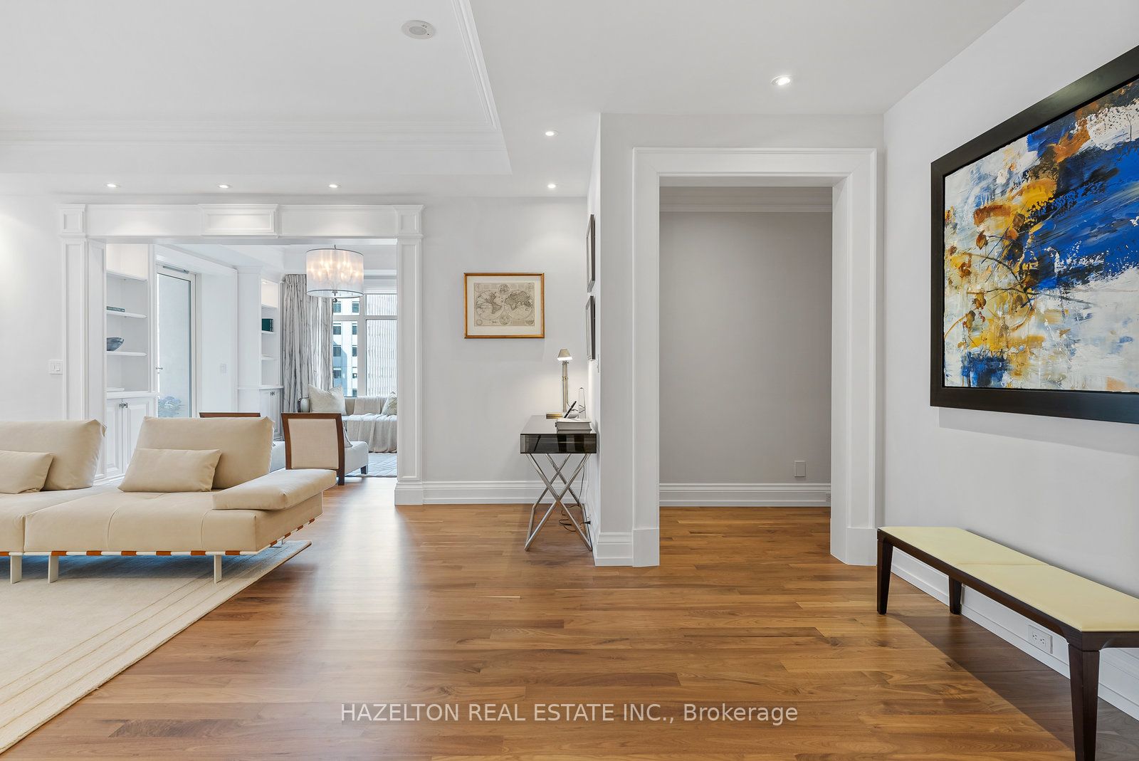 1 St Thomas St, #9C